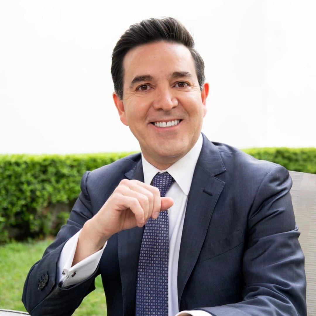 Prof. Alejandro Rossano García